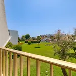 A 70m De La Daire