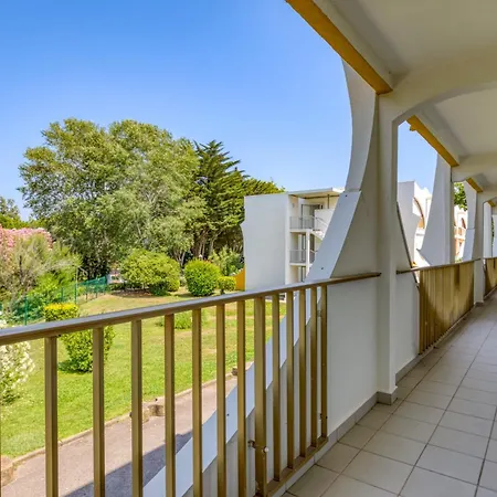 A 70m De La Appartement *
